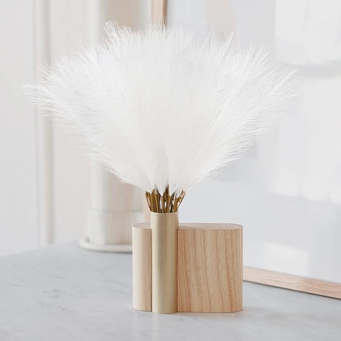 50pcs White Faux Pampas Grass Decor, 21.6" Short Artificial Pompous Grass Floral Fake Pompas Grass Branches Vase Filler Flower Arrangement for Home Wedding Boho Decor