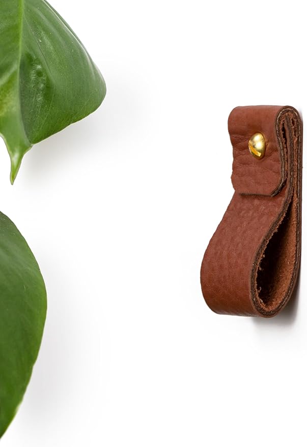 Keyaiira - Small Nicotine Colored Leather Wall Hook, Minimalist Leather Strap Hanger for Bath Towel Holder Wall Hook Strap Towel Hook Bathroom Decor Brass Towel Ring Nordic Home (Walnut)