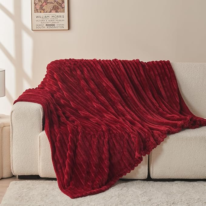 NEWCOSPLAY Super Soft Throw Blanket Red Premium Silky Flannel Fleece 3D Ribbed Jacquard Lightweight Bed Blanket All Season Use (Red Ribbed, Throw(50"x60"))