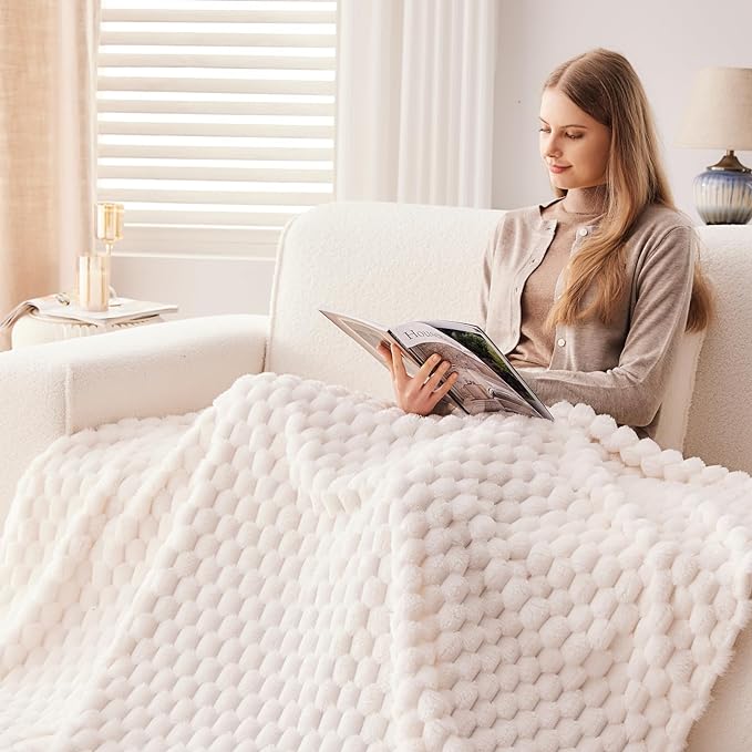 NEWCOSPLAY Super Soft Throw Blanket Ivory Premium Silky Flannel Fleece 3D Clouds Stylish Jacquard Lightweight Bed Blanket All Season Use 350GSM (Ivory, Throw(50"x60"))