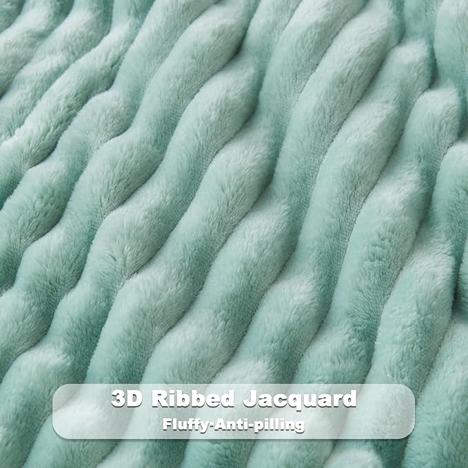 NEWCOSPLAY Super Soft Throw Blanket New Sage Green Premium Silky Flannel Fleece 3D Ribbed Jacquard Lightweight Bed Blanket All Season Use (New Sage Green Ribbed, Throw(50"x60"))