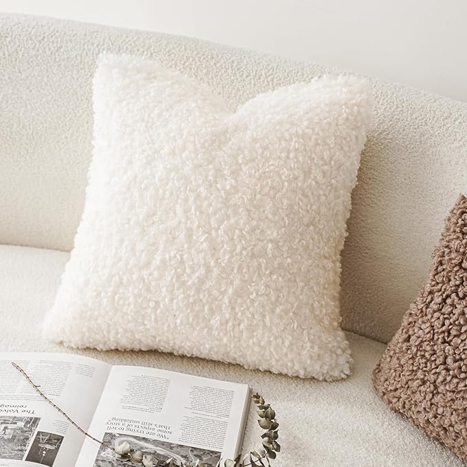 Foindtower 2 Pieces 24x24 Inch White, Faux Fur Throw Pillow Cover Accent Sherpa Pillow Fuzzy Soft Pillowcases Sheepskin Decorative Fleece Cushion Case for Bed Couch Living Room