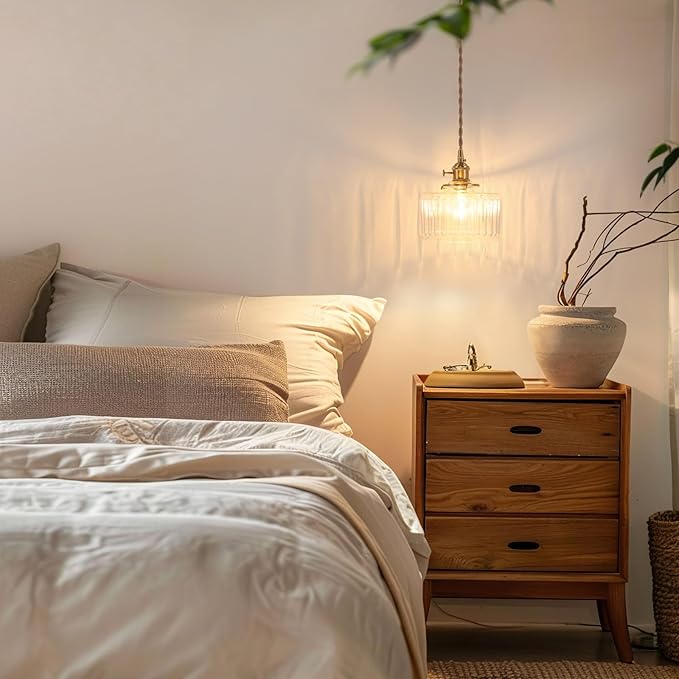 Pendant Light with Clear Striped Glass Lmapshade, Brass Vintage Pendant Light Adjustable Hanging Light for Kitchen Island Dining Room Hallway