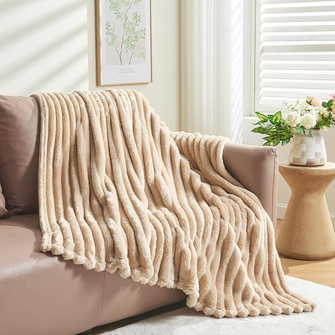 NEWCOSPLAY Super Soft Throw Blanket Brown Premium Silky Flannel Fleece 3D Ribbed Jacquard Lightweight Bed Blanket All Season Use (Brown Ribbed, Throw(50"x60"))