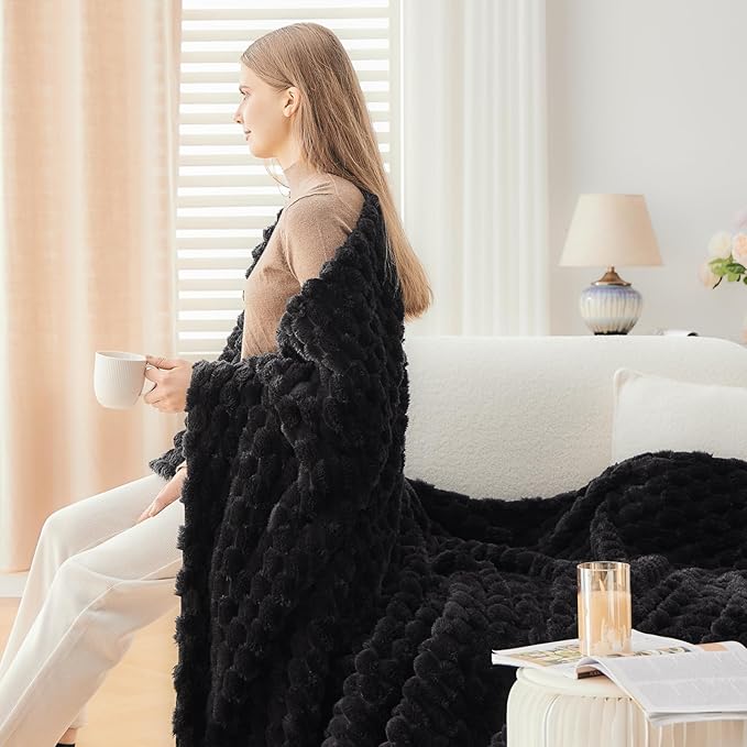 NEWCOSPLAY Super Soft Throw Blanket Black Premium Silky Flannel Fleece 3D Clouds Stylish Jacquard Lightweight Bed Blanket All Season Use 350GSM (Black, Throw(50"x60"))