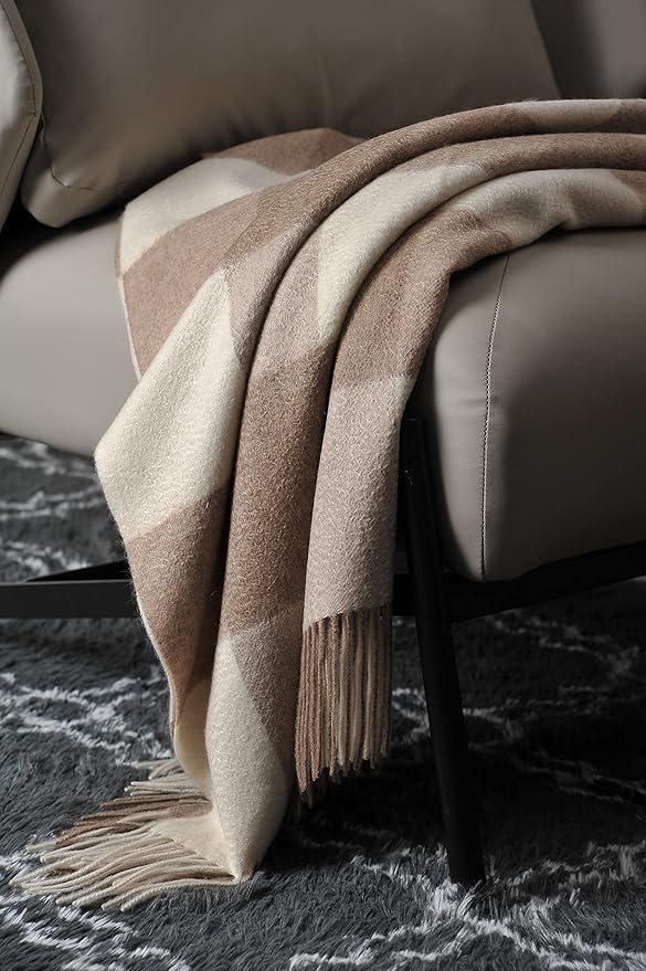 EP Mode 100% Pure Cashmere Throw Blanket for Sofa, Classic Design with Gift Box (Neutral Checkered)