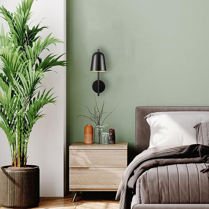 GLOBE Electric 65000049 1-Light Plug-in or Hardwire Wall Sconce, Matte Black, Pivoting Shade, Black Braided Fabric Designer Cord, Hanging Lamp, Wall Lights for Living Room, Bedroom, Den