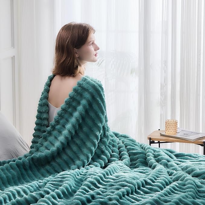 NEWCOSPLAY Super Soft Throw Blanket Light Teal Premium Silky Flannel Fleece 3D Ribbed Jacquard Lightweight Bed Blanket All Season Use (Light Teal Ribbed, Throw(50"x60"))