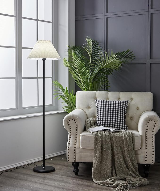 Black Pole Floor Lamp Simple Design Tall Lamp with Shade Standing Lamp with LED Bulb for Living Room and Bedroom