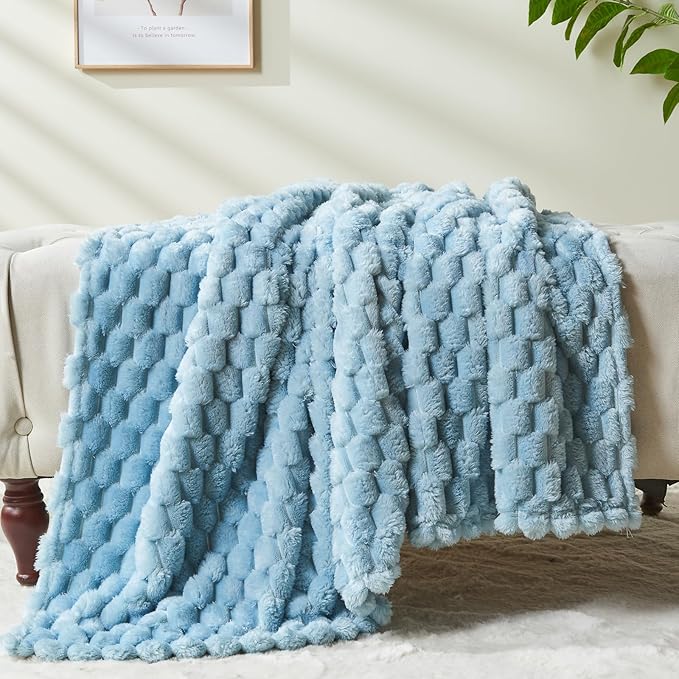 NEWCOSPLAY Super Soft Throw Blanket Blue Premium Silky Flannel Fleece 3D Clouds Stylish Jacquard Lightweight Bed Blanket All Season Use 350GSM (Blue, Throw(50"x60"))