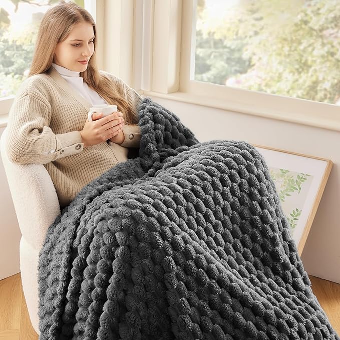 NEWCOSPLAY Super Soft Throw Blanket Grey Premium Silky Flannel Fleece 3D Clouds Stylish Jacquard Lightweight Bed Blanket All Season Use 350GSM (Grey, Throw(50"x60"))