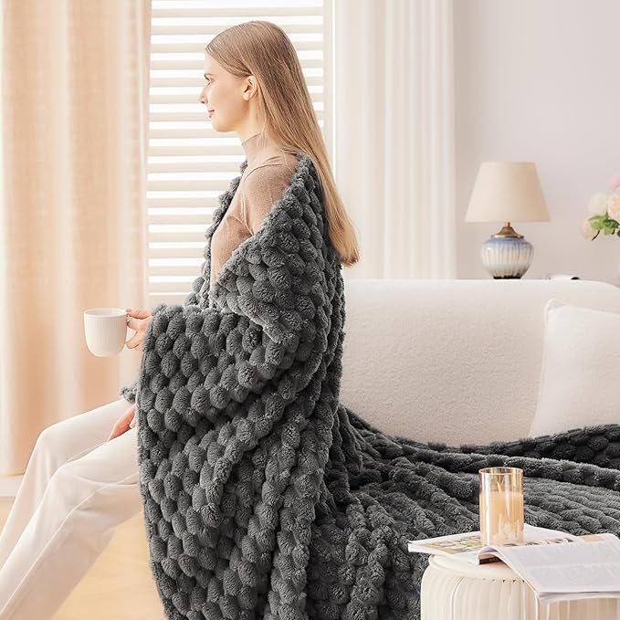 NEWCOSPLAY Super Soft Throw Blanket Grey Premium Silky Flannel Fleece 3D Clouds Stylish Jacquard Lightweight Bed Blanket All Season Use 350GSM (Grey, Throw(50"x60"))