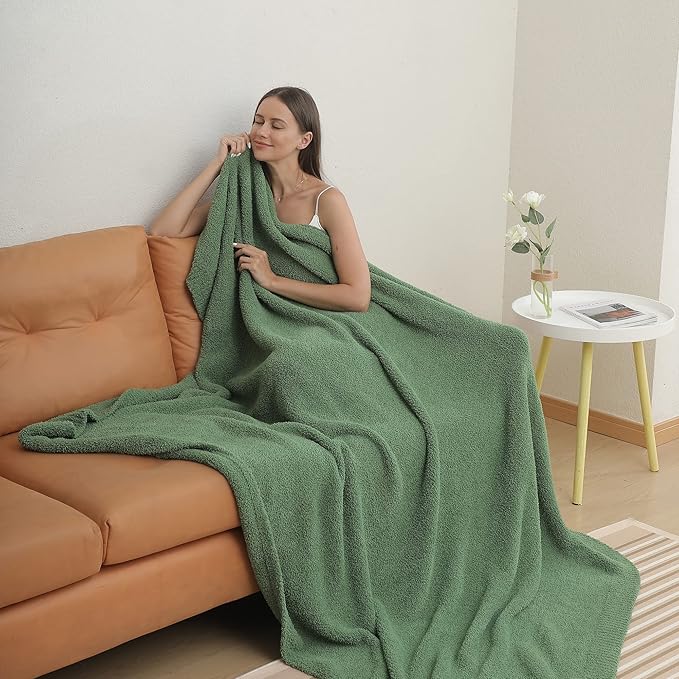 bearberry Super Soft Fluffy Throw Blanket Lightweight Cozy Warm Throw Blankets for Couch Bed Sofa All Season (Avocado Green, 50”x60”)