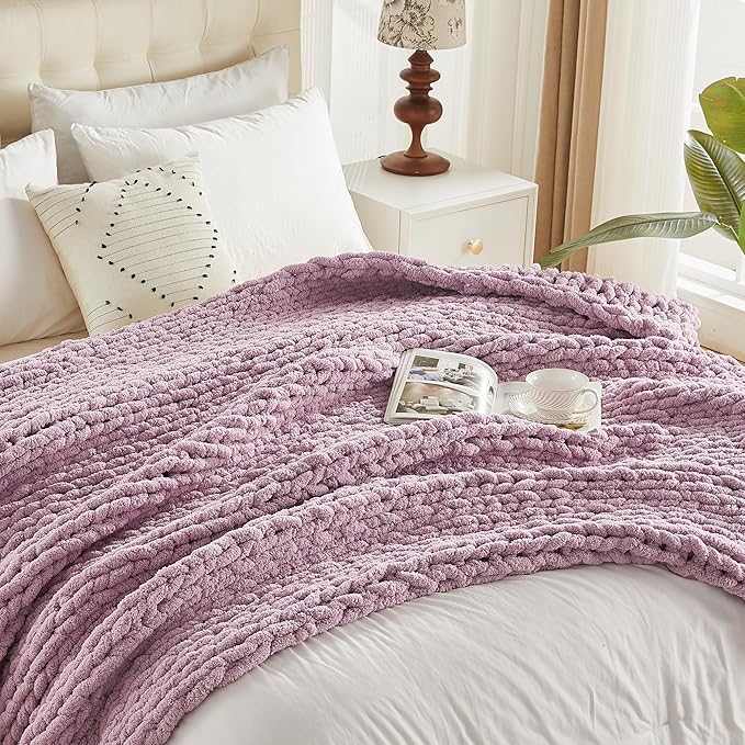 Carriediosa Chunky Knit Throw Blanket 60" X 80" Twin, 100% Hand Made Large Chenille Loop Yarn Soft Fluffy Throws for Couch Sofa Bed, Big Crochet Cozy Heavy Thick Cable Woven Blankets, Purple