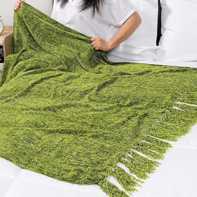 PAVILIA Olive Green Chenille Throw Blanket for Couch Sofa, Soft Olive Knit Throw with Tassel, Decorative Blanket for Bed Chair Living Room, Olive Green 50x60